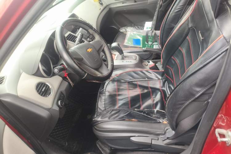Used Chevrolet Cruze 2013 1.6L SE AT Left Front Seat