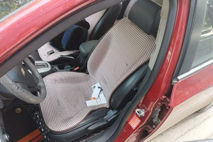 Used Chevrolet Cruze 2013 1.8L SE AT Left Front Seat