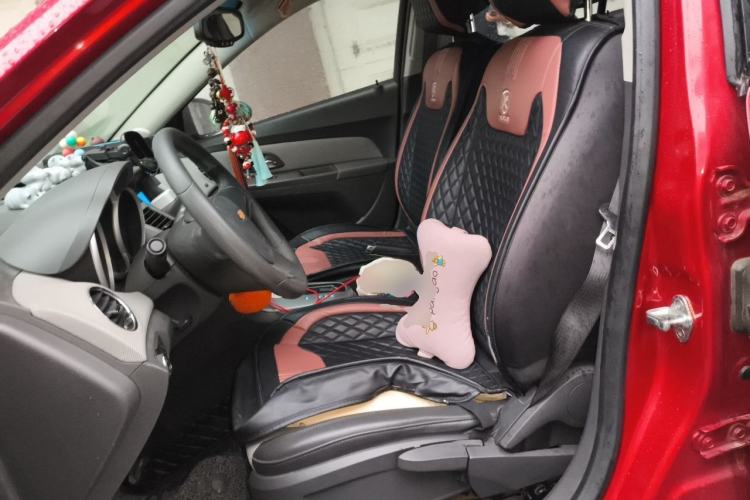 Used Chevrolet Cruze 2013 1.8L SE AT Left Front Seat