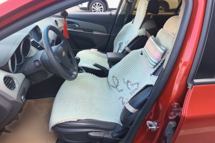 Used Chevrolet Cruze 2013 1.6L SE MT Left Front Seat