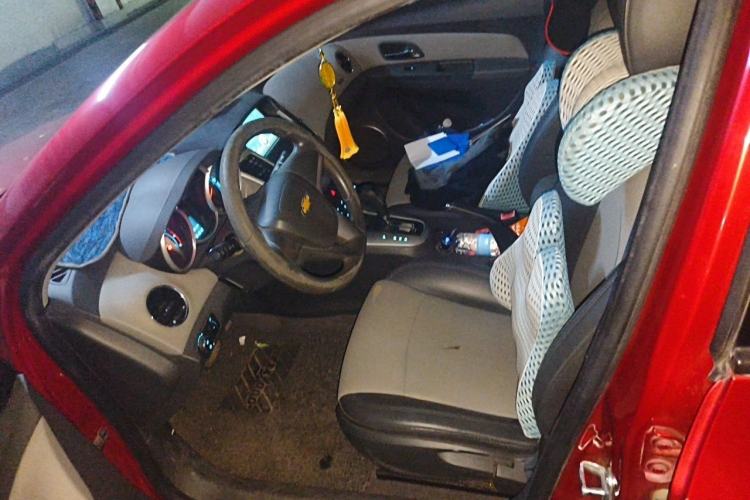Used Chevrolet Cruze 2013 1.8L SE AT Left Front Seat