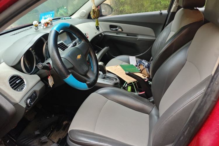 Used Chevrolet Cruze 2013 1.8L SE AT Left Front Seat