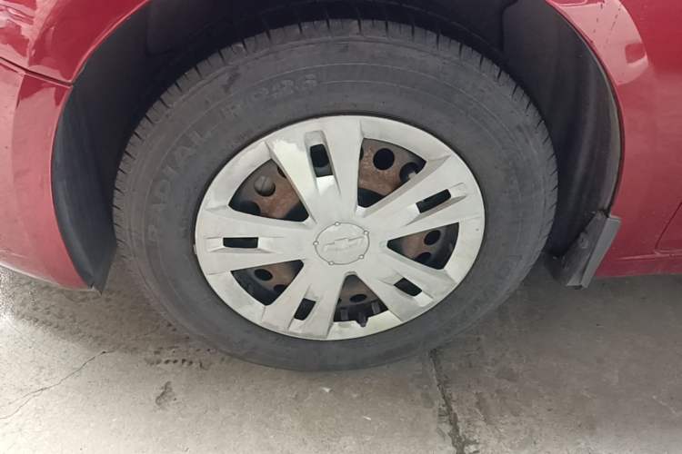 Used Chevrolet Cruze 2013 1.6L SL Grand Edition Automatic Left Front Wheel Hub