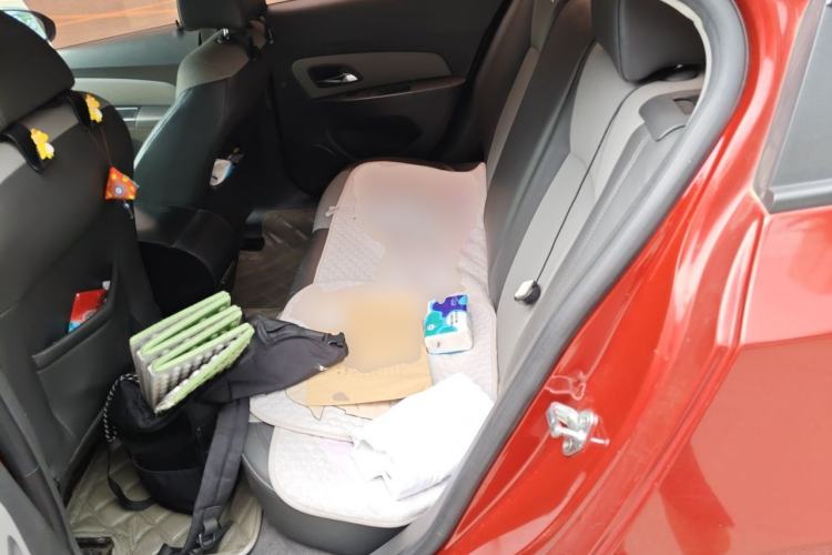 Used Chevrolet Cruze 2013 1.6L SL MT Left Rear Seat