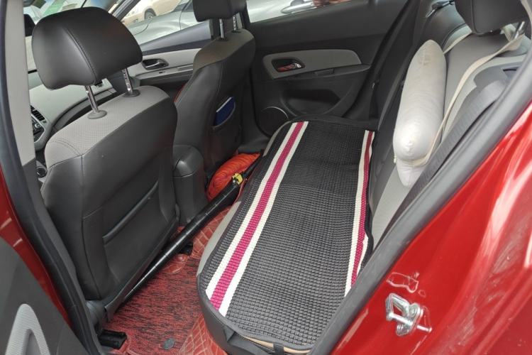 Used Chevrolet Cruze 2013 1.8L SE AT Left Rear Seat