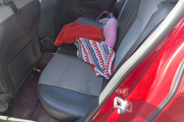 Used Chevrolet Cruze 2013 1.6L SL MT Left Rear Seat