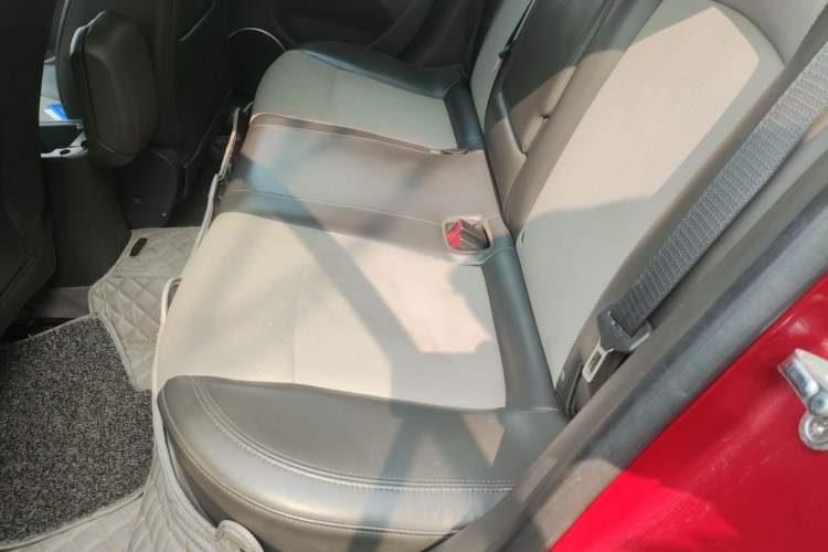 Used Chevrolet Cruze 2013 1.8L SE AT Left Rear Seat