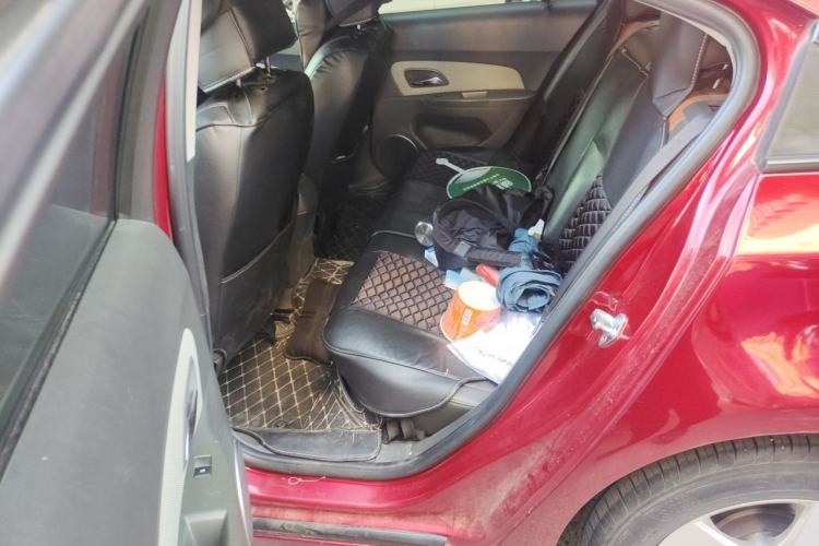 Used Chevrolet Cruze 2013 1.8L SE AT Left Rear Seat