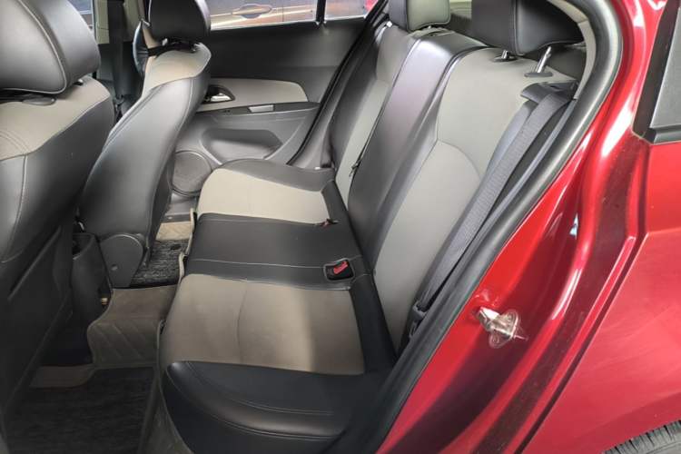 Used Chevrolet Cruze 2013 1.6L SL Grand Edition Automatic Left Rear Seat