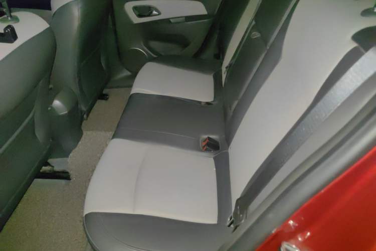 Used Chevrolet Cruze 2013 1.8L SE WTCC Edition AT Left Rear Seat