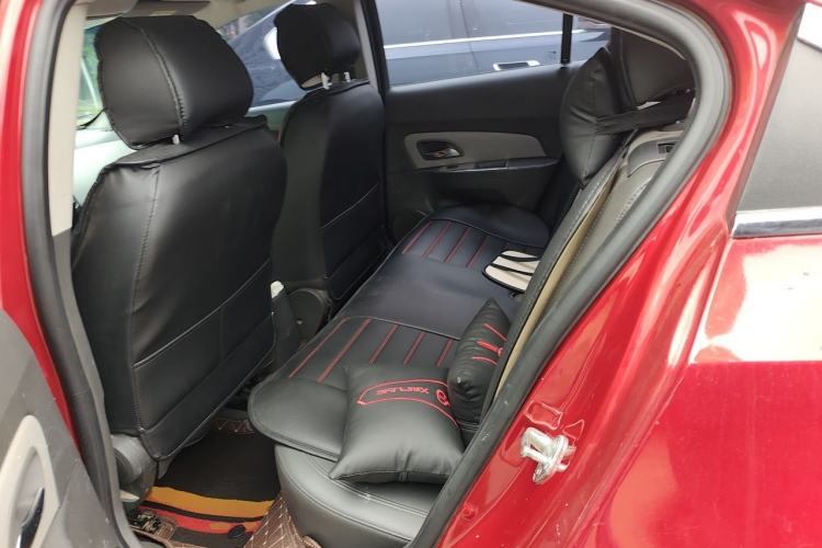 Used Chevrolet Cruze 2013 1.6L SL MT Left Rear Seat