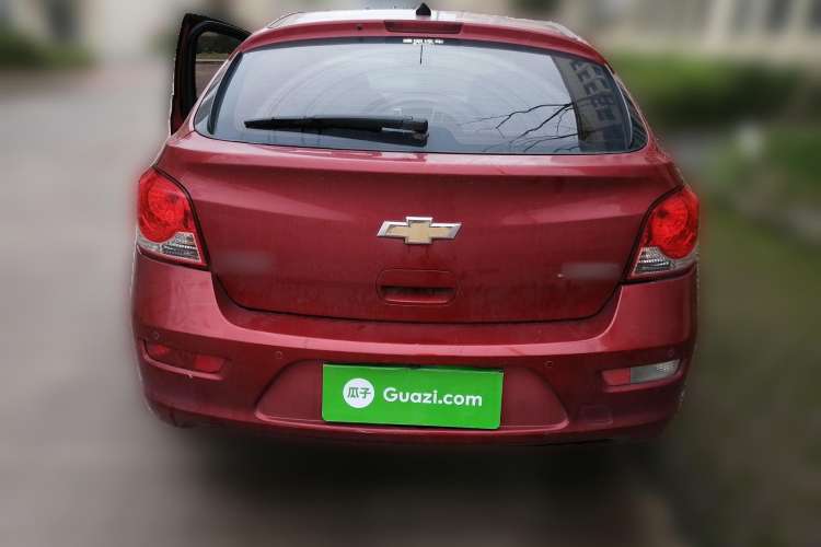 Used Chevrolet Cruze 2013 Hatchback 1.6L Automatic Luxury Model Rear