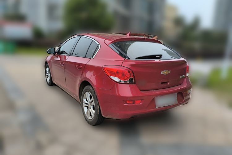 Used Chevrolet Cruze 2013 Hatchback 1.6L Manual Luxury Model Rear Left 45 Deg