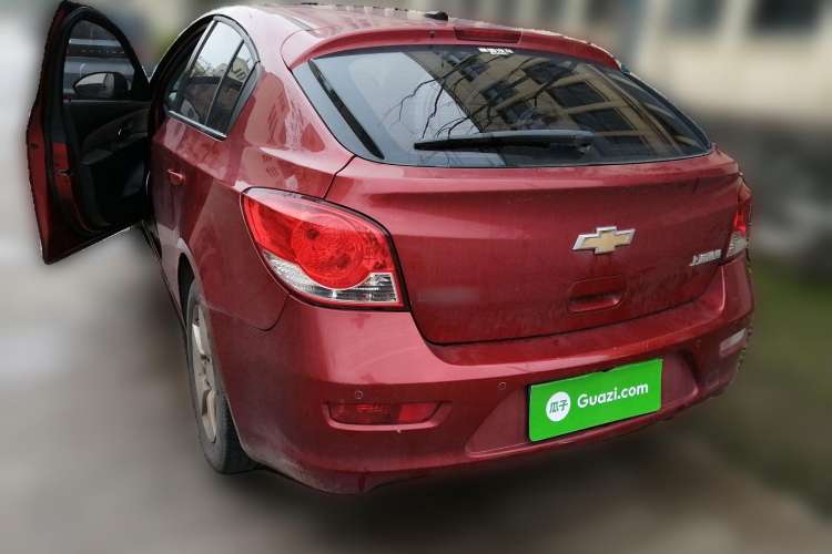 Used Chevrolet Cruze 2013 Hatchback 1.6L Automatic Luxury Model Rear Left 45 Deg