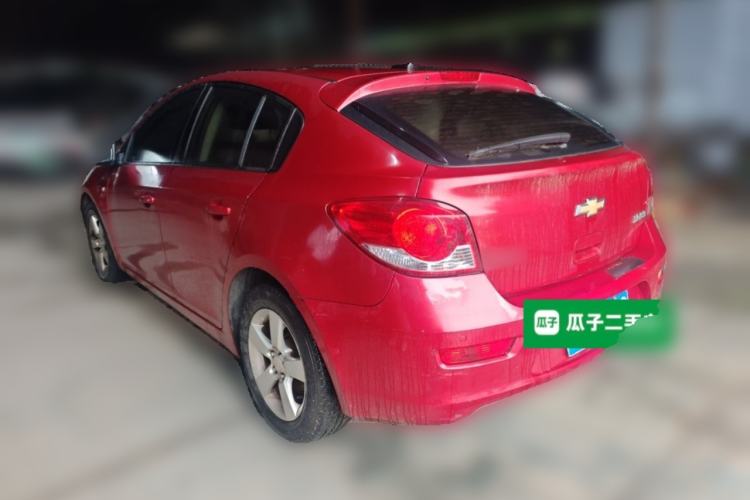 Used Chevrolet Cruze 2013 Hatchback 1.6L Manual Luxury Model Rear Left 45 Deg