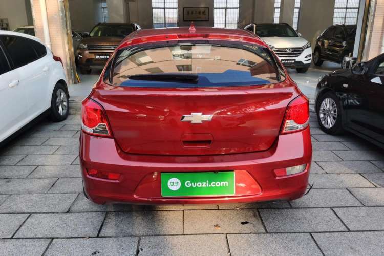 Used Chevrolet Cruze 2013 Hatchback 1.6L Manual Luxury Model Rear