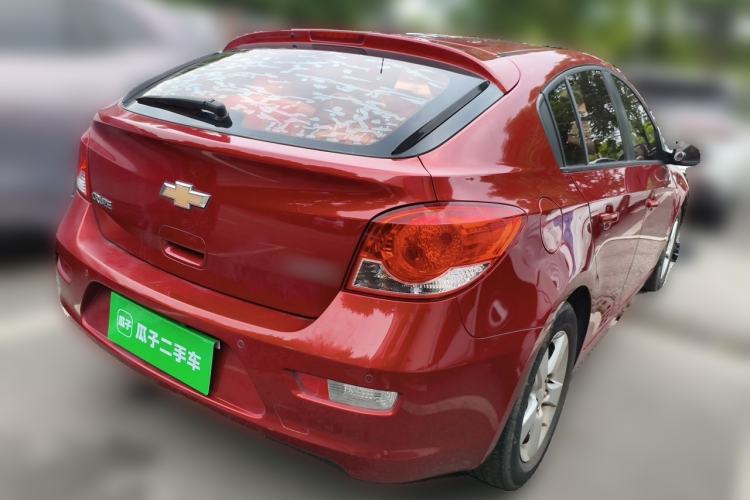 Used Chevrolet Cruze 2013 Hatchback 1.6L Manual Luxury Model Rear Right 45 Deg