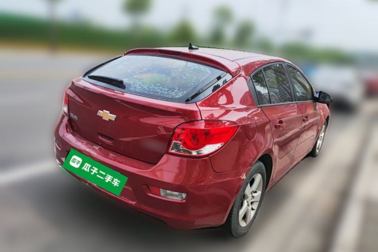 Used Chevrolet Cruze 2013 Hatchback 1.6L Manual Luxury Model Rear Right 45 Deg