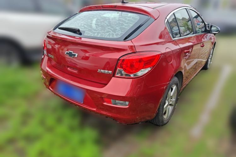 Used Chevrolet Cruze 2013 Hatchback 1.6L Manual Luxury Model Rear Right 45 Deg