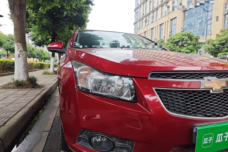Used Chevrolet Cruze 2013 1.8L SE AT Right Front Headlight