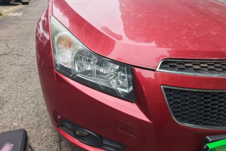 Used Chevrolet Cruze 2013 1.8L SE AT Right Front Headlight