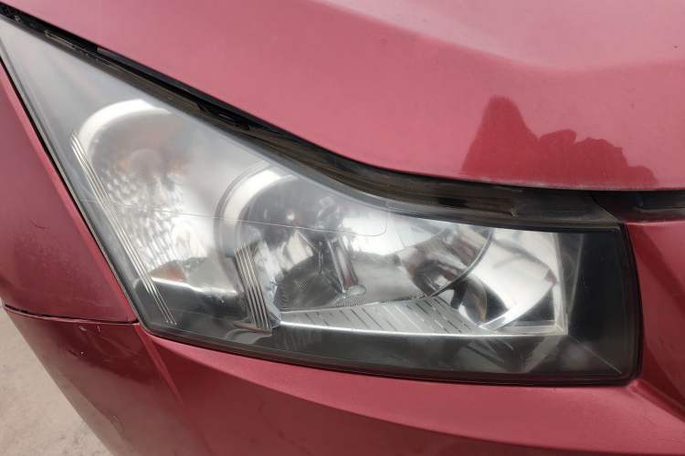 Used Chevrolet Cruze 2013 1.6L SE AT Right Front Headlight