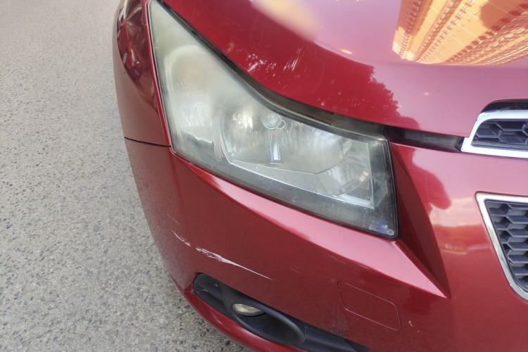 Used Chevrolet Cruze 2013 1.8L SE AT Right Front Headlight