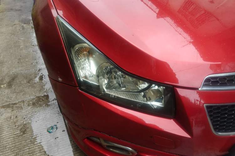 Used Chevrolet Cruze 2013 1.6L SE MT Right Front Headlight