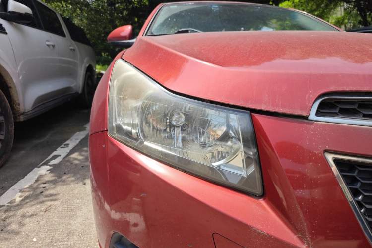 Used Chevrolet Cruze 2013 1.6L SE AT Right Front Headlight