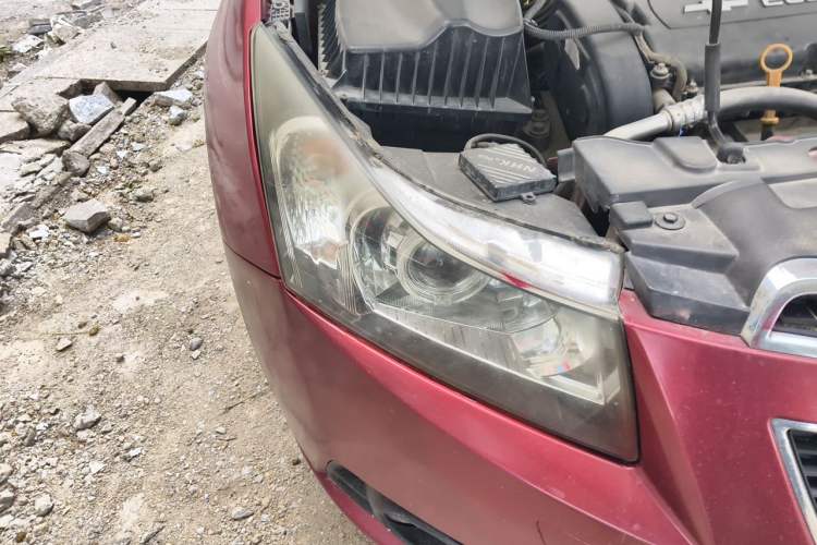 Used Chevrolet Cruze 2013 1.6L SE MT Right Front Headlight