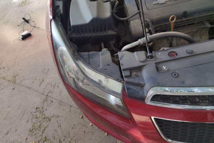 Used Chevrolet Cruze 2013 1.6L SL MT Right Front Headlight