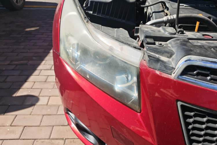 Used Chevrolet Cruze 2013 Hatchback 1.6L Automatic Luxury Model Right Front Headlight