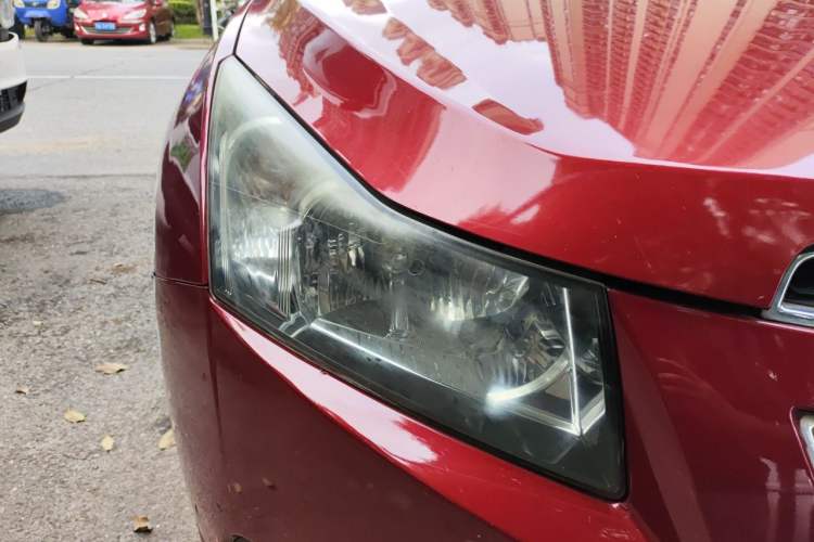 Used Chevrolet Cruze 2013 1.6L SE AT Right Front Headlight