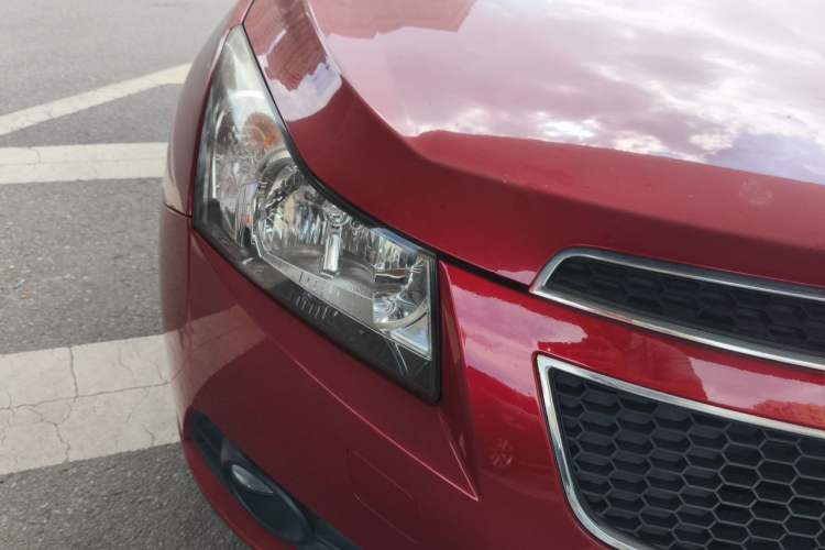 Used Chevrolet Cruze 2013 1.8L SE AT Right Front Headlight