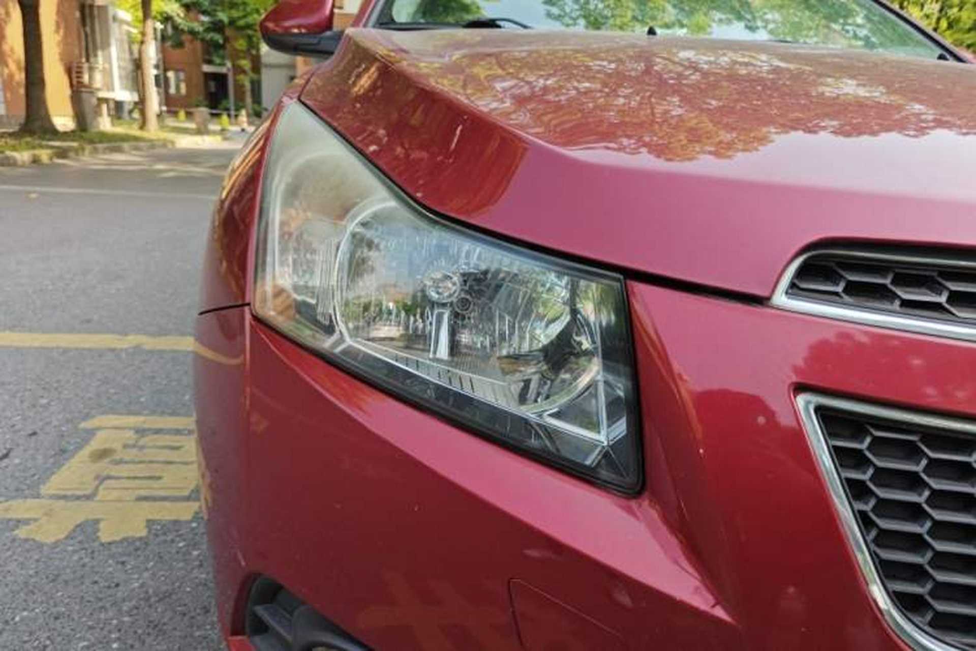 Used Chevrolet Cruze 2013 1.6L SE MT Right Front Headlight