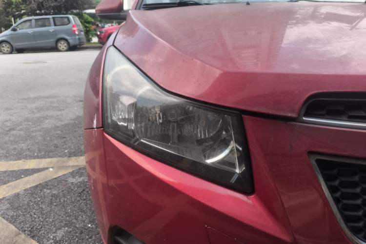 Used Chevrolet Cruze 2013 1.6L SE AT Right Front Headlight