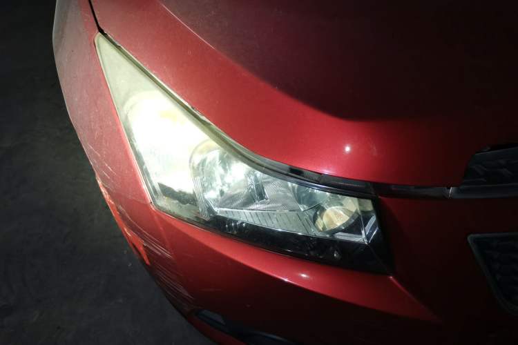 Used Chevrolet Cruze 2013 1.8L SE AT Right Front Headlight