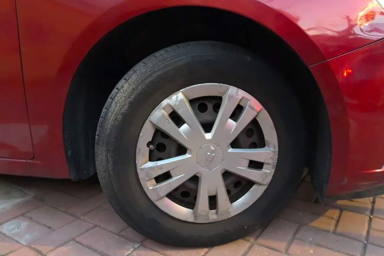 Used Chevrolet Cruze 2013 1.6L SL Grand Edition Automatic Right Front Wheel Hub