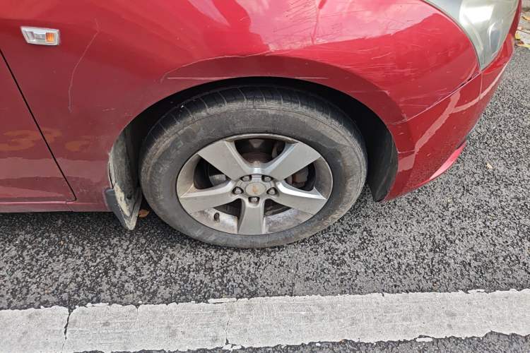 Used Chevrolet Cruze 2013 1.8L SE AT Right Front Wheel Hub