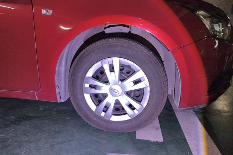 Used Chevrolet Cruze 2013 1.6L SL Grand Edition Automatic Right Front Wheel Hub