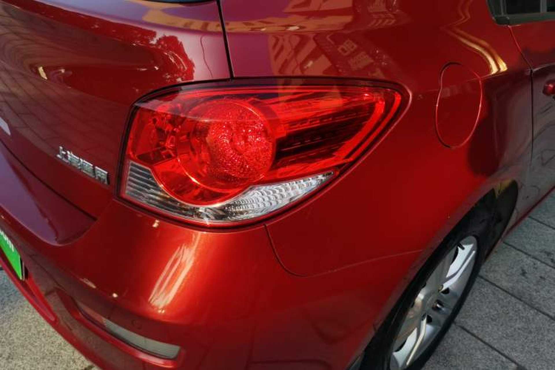 Used Chevrolet Cruze 2013 Hatchback 1.6L Manual Luxury Model Right Rear Taillight