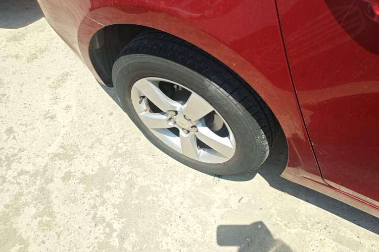 Used Chevrolet Cruze 2013 1.8L SE AT Right Rear Wheel Hub