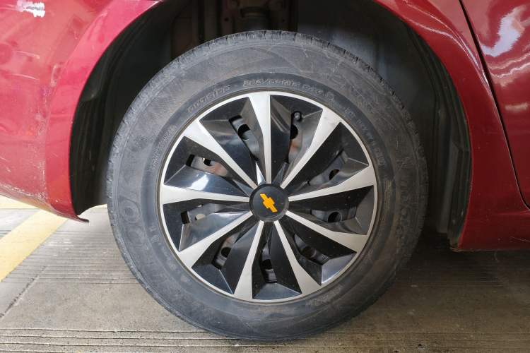 Used Chevrolet Cruze 2013 1.6L SL Grand Edition Automatic Right Rear Wheel Hub