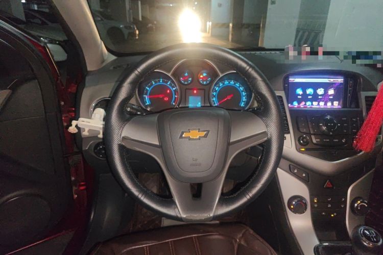 Used Chevrolet Cruze 2013 1.6L SL MT Steering Wheel