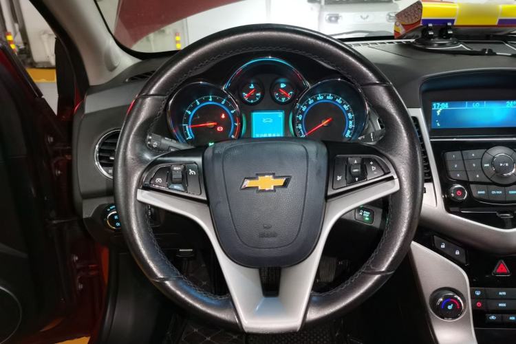 Used Chevrolet Cruze 2013 1.8L SX AT Steering Wheel