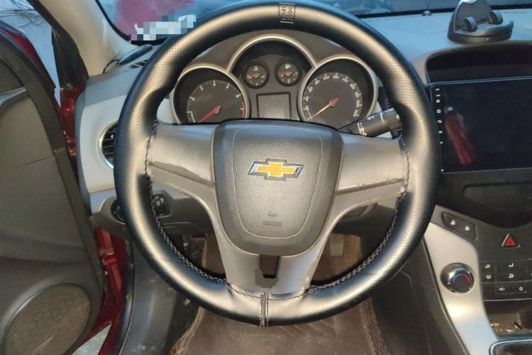 Used Chevrolet Cruze 2013 1.6L SL MT Steering Wheel