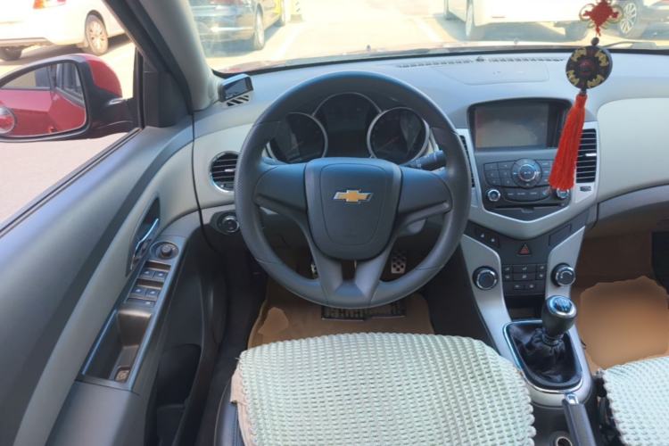 Used Chevrolet Cruze 2013 1.6L SE MT Steering Wheel