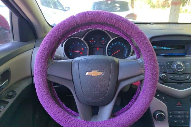 Used Chevrolet Cruze 2013 1.6L SL MT Steering Wheel