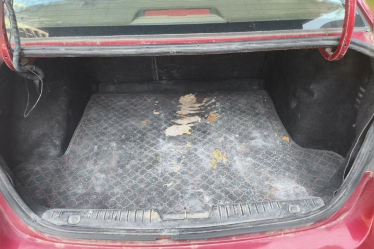 Used Chevrolet Cruze 2013 1.6L SE MT Trunk