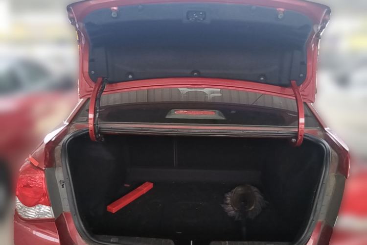 Used Chevrolet Cruze 2013 1.6L SL Grand Edition Automatic Trunk